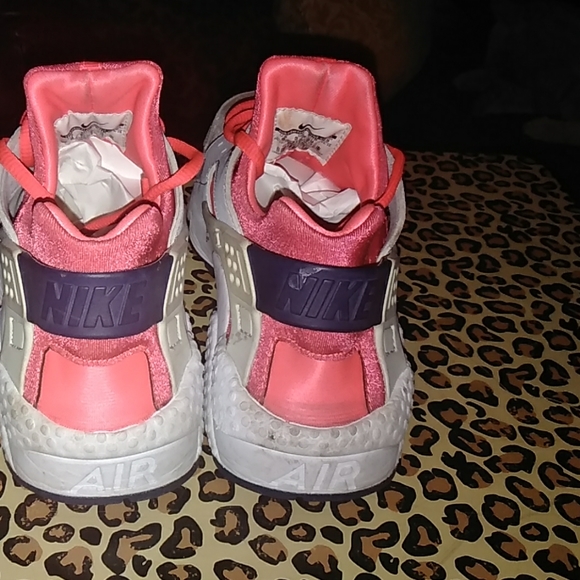 COPY - Pre-owned AIR HUARACHE BY NIKE - Picture 4 of 5